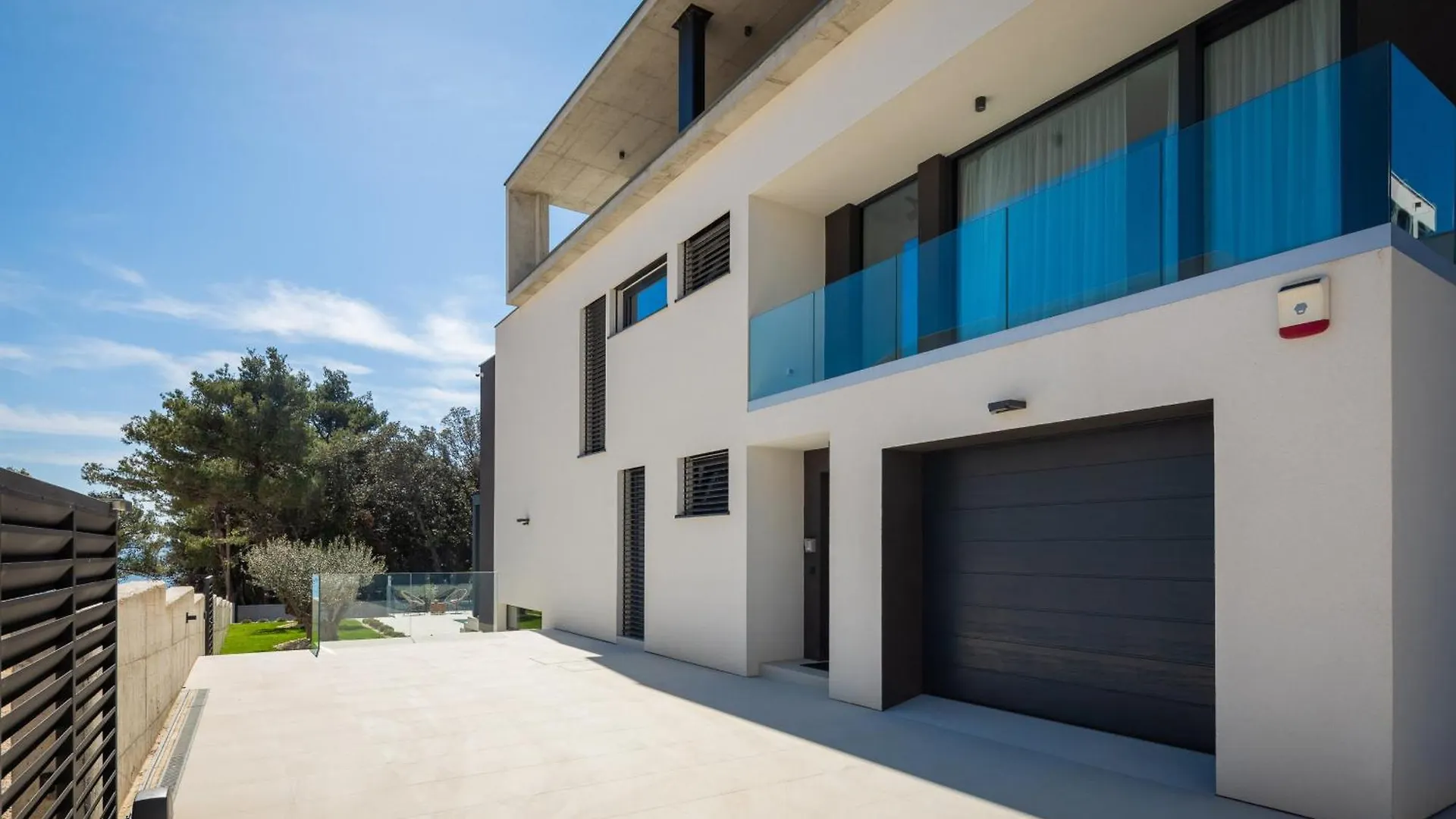 Villa Acacia With Heated Pool Petrcane Croatia