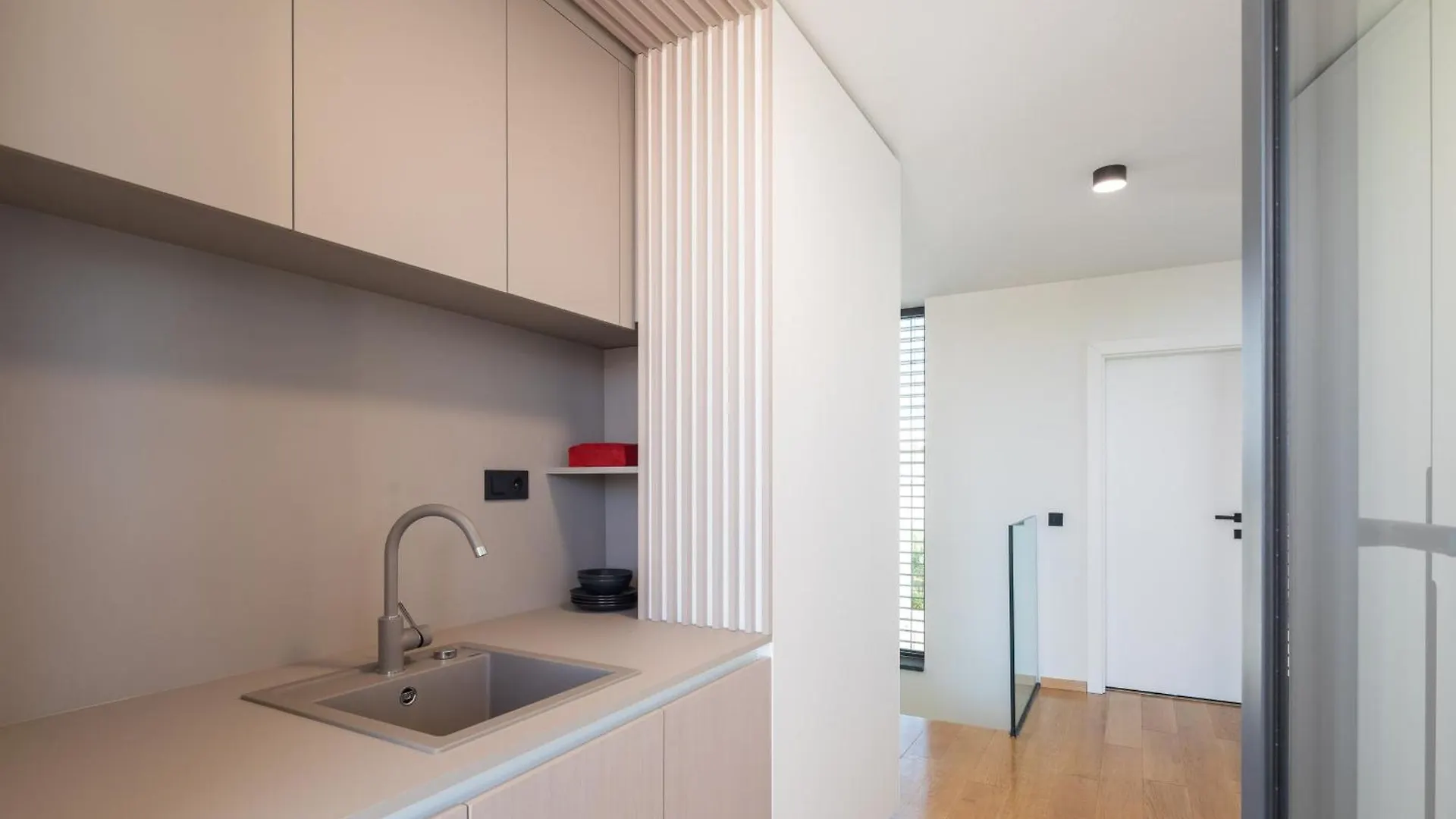 Villa Acacia With Heated Pool Petrcane