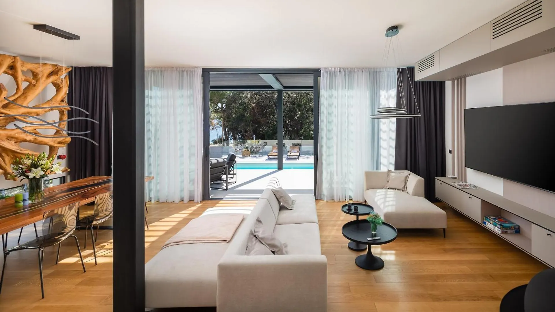 Villa Acacia With Heated Pool Petrcane 0*,  Croatia